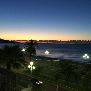Zur Abwechslung mal ein Sonnenaufgang ... aus dem Zimmerfenster